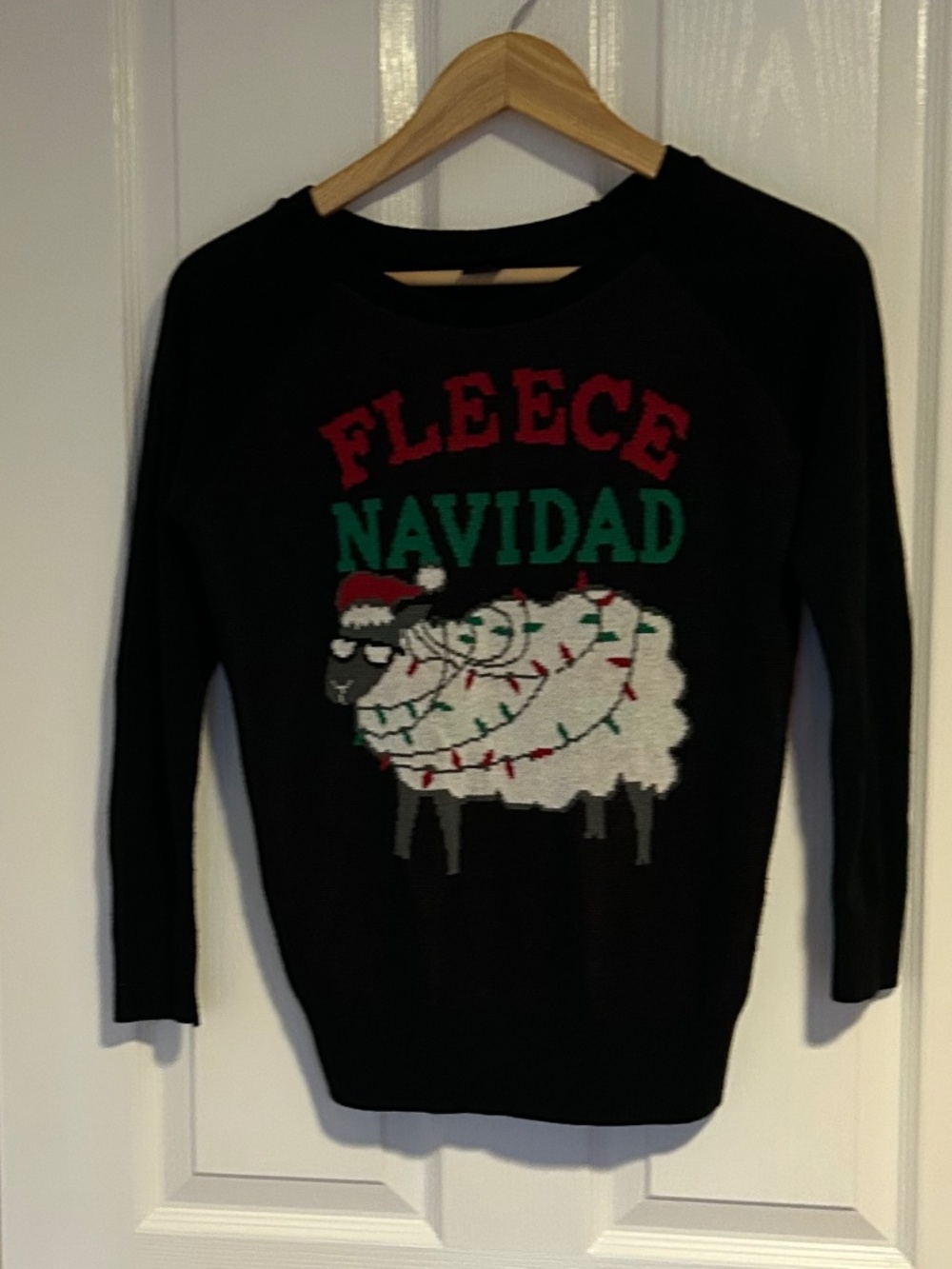 Fleece Navidad sheep holiday sweater, black Sz S